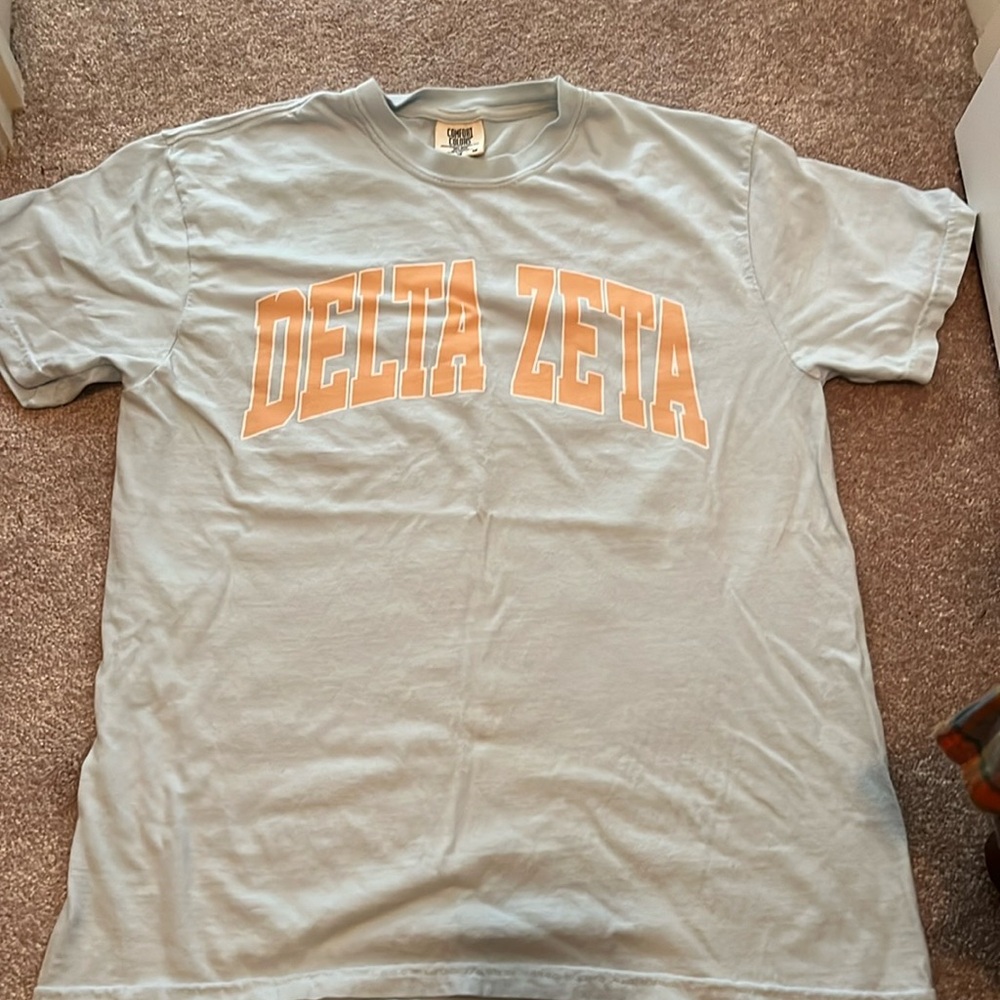 DZ blue and coral tshirt
